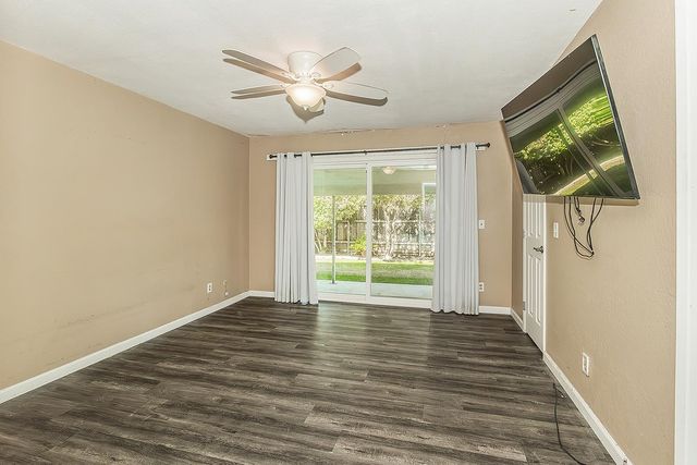 1895 Dennis Avenue, Clovis, CA 93611