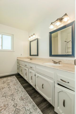 1895 Dennis Avenue, Clovis, CA 93611