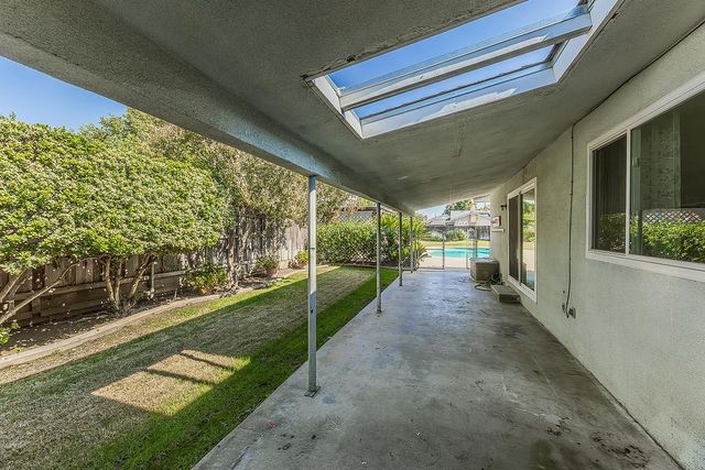 1895 Dennis Avenue, Clovis, CA 93611