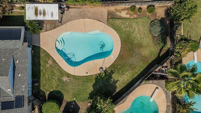 1895 Dennis Avenue, Clovis, CA 93611