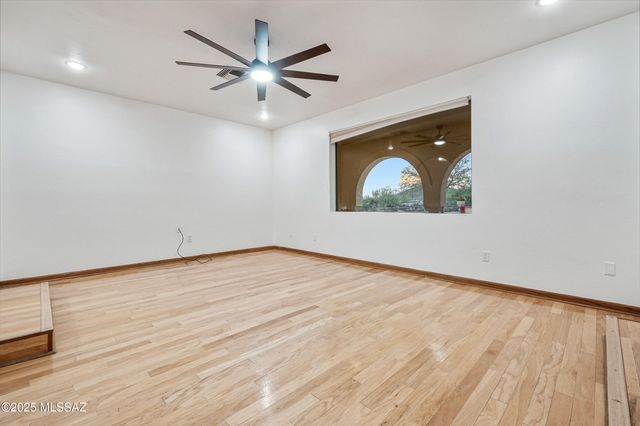 6021 S Arrowhead Lane, Tucson, AZ 85746