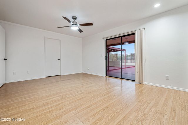 6021 S Arrowhead Lane, Tucson, AZ 85746