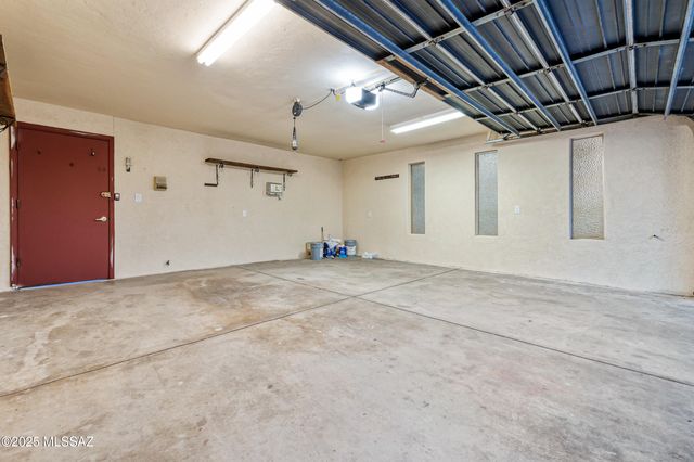 6021 S Arrowhead Lane, Tucson, AZ 85746