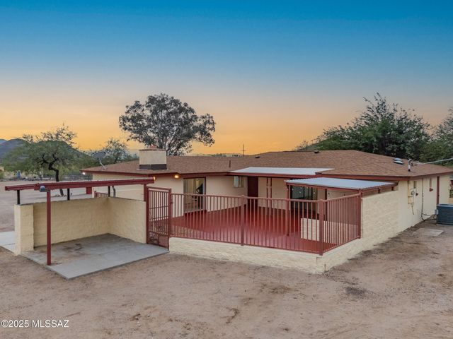 6021 S Arrowhead Lane, Tucson, AZ 85746
