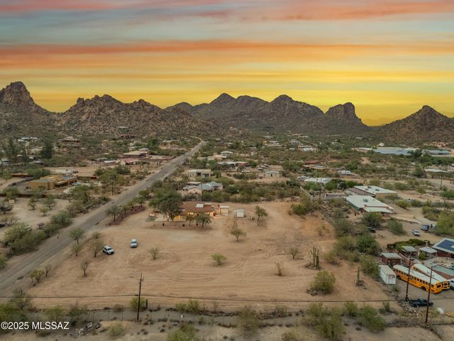 6021 S Arrowhead Lane, Tucson, AZ 85746
