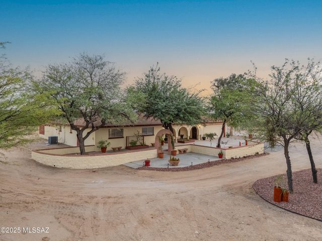 6021 S Arrowhead Lane, Tucson, AZ 85746