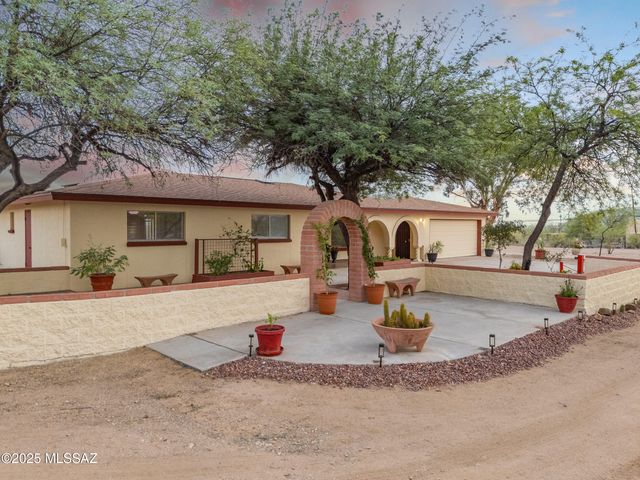 6021 S Arrowhead Lane, Tucson, AZ 85746