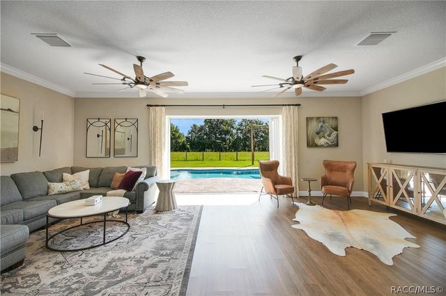 10757 County Road 223 Road, Oxford, FL 34484