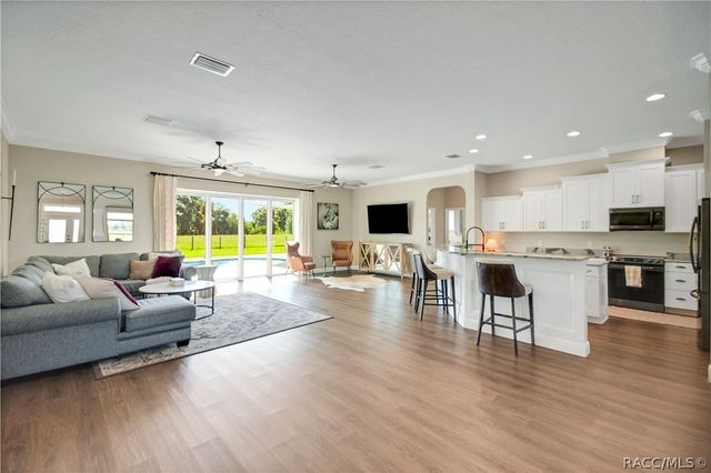 10757 County Road 223 Road, Oxford, FL 34484