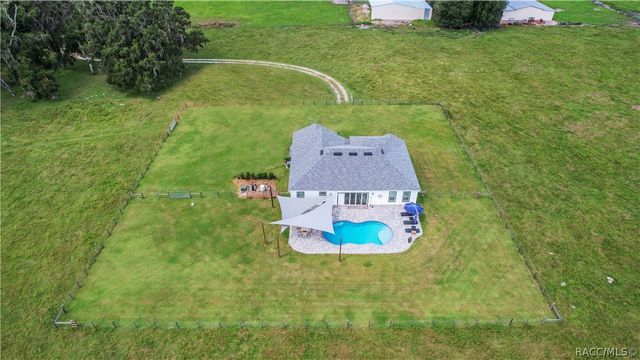10757 County Road 223 Road, Oxford, FL 34484