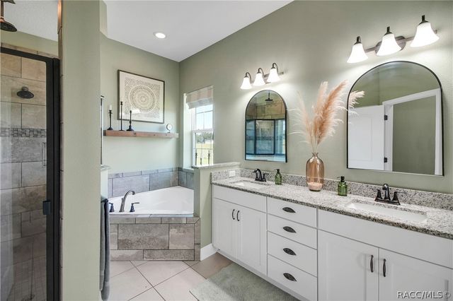 10757 County Road 223 Road, Oxford, FL 34484