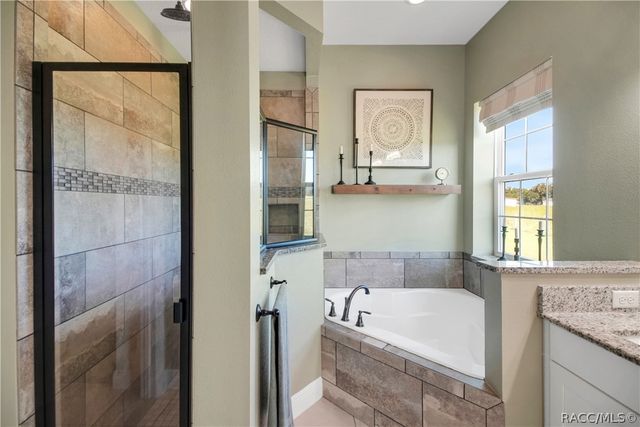 10757 County Road 223 Road, Oxford, FL 34484