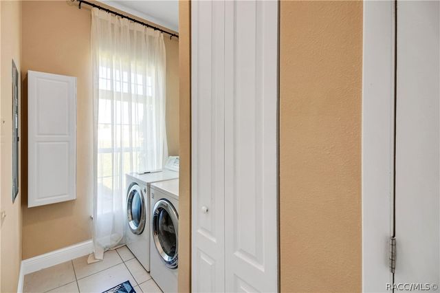 10757 County Road 223 Road, Oxford, FL 34484
