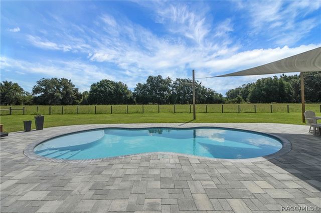 10757 County Road 223 Road, Oxford, FL 34484
