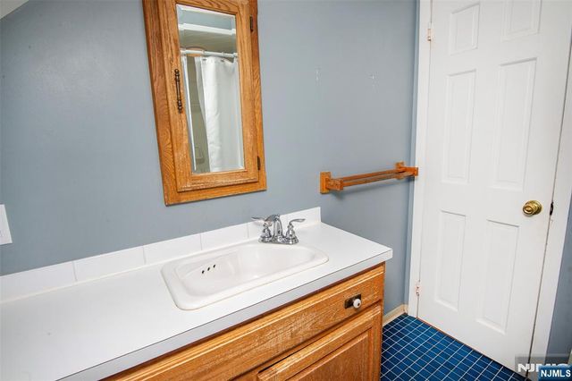 245 Manhattan Terrace, Dumont, NJ 07628