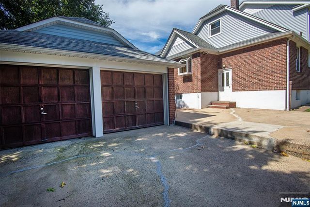245 Manhattan Terrace, Dumont, NJ 07628