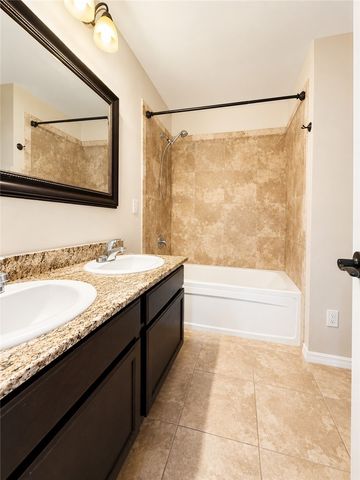 1380 General Parson Drive, Prairie Grove, AR 72753