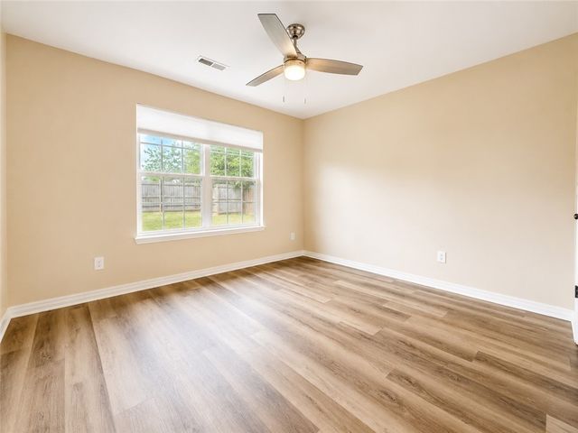 1380 General Parson Drive, Prairie Grove, AR 72753