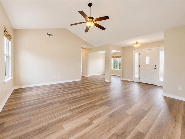 1380 General Parson Drive, Prairie Grove, AR 72753