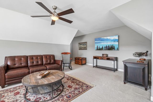 18 Sunrise Circle, Auburn, NH 03032