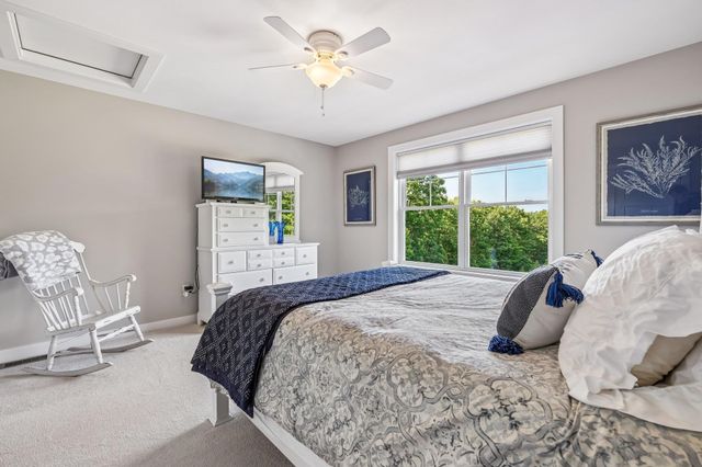 18 Sunrise Circle, Auburn, NH 03032