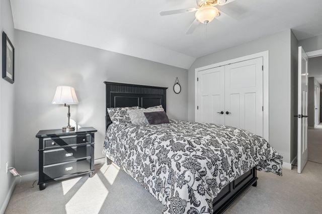 18 Sunrise Circle, Auburn, NH 03032
