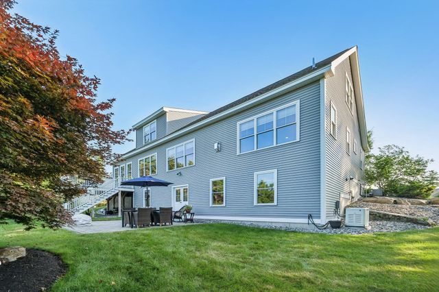 18 Sunrise Circle, Auburn, NH 03032