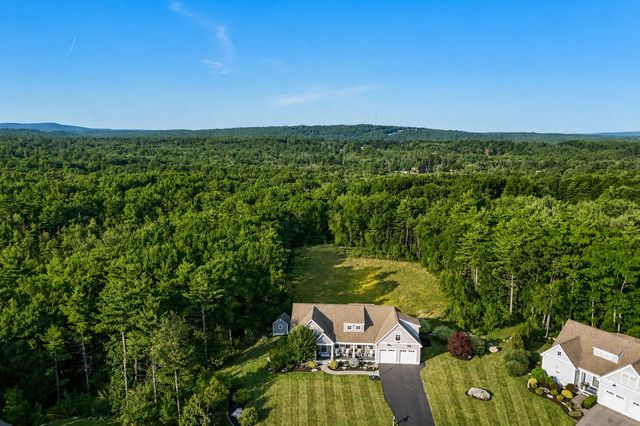 18 Sunrise Circle, Auburn, NH 03032