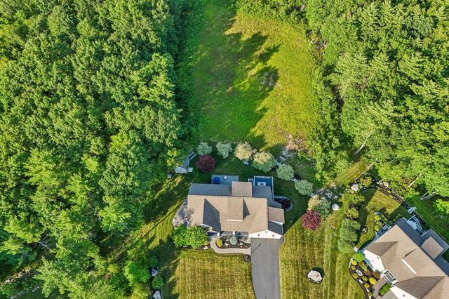 18 Sunrise Circle, Auburn, NH 03032