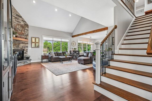 18 Sunrise Circle, Auburn, NH 03032