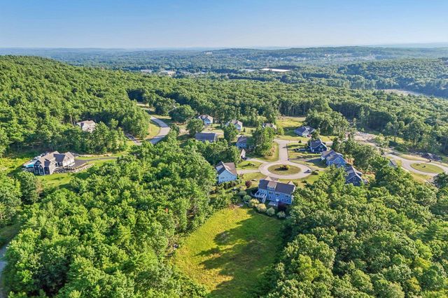 18 Sunrise Circle, Auburn, NH 03032