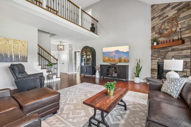 18 Sunrise Circle, Auburn, NH 03032
