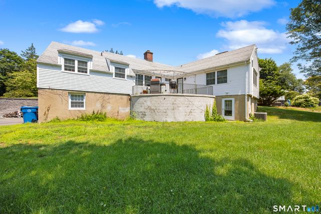51 Round Hill Road, Berlin, CT 06037