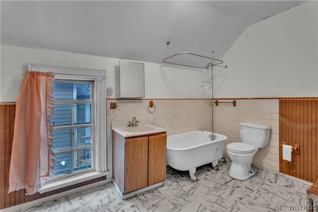 426 Vermont Street, Buffalo, NY 14213