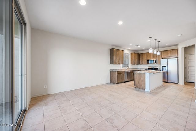 17566 W SAN JUAN Avenue, Litchfield Park, AZ 85340