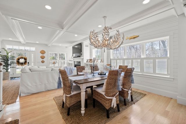 1014 Route 6a, Yarmouth, MA 02675