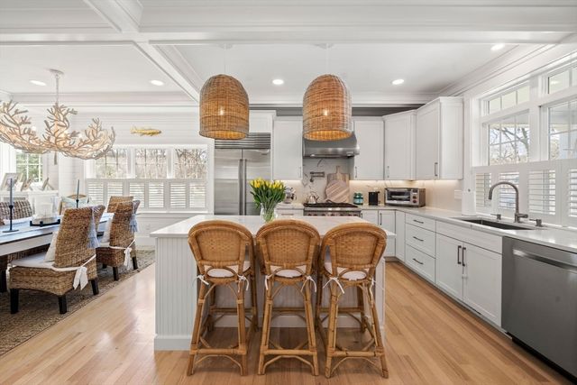 1014 Route 6a, Yarmouth, MA 02675