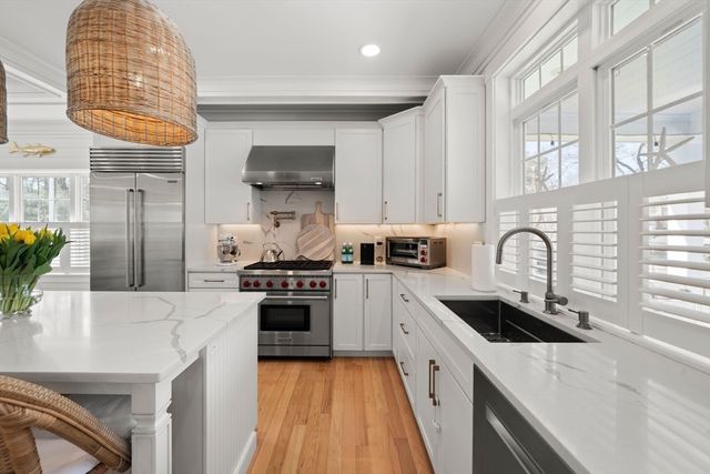 1014 Route 6a, Yarmouth, MA 02675