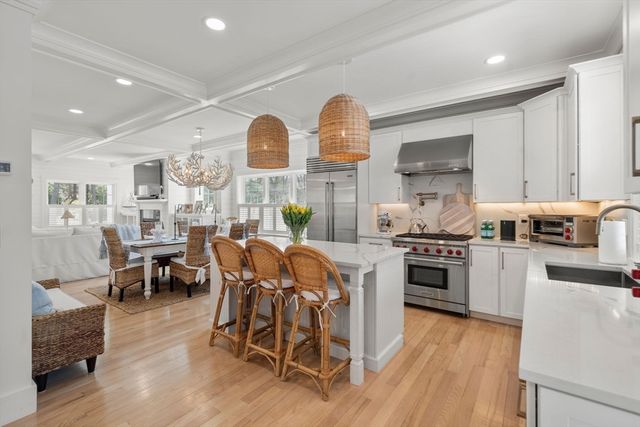 1014 Route 6a, Yarmouth, MA 02675