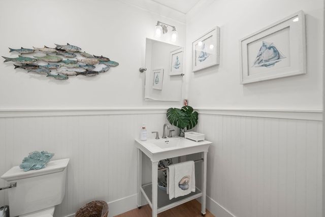 1014 Route 6a, Yarmouth, MA 02675