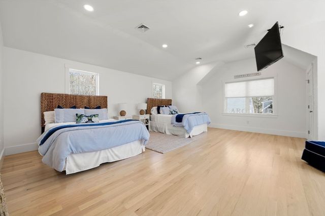 1014 Route 6a, Yarmouth, MA 02675