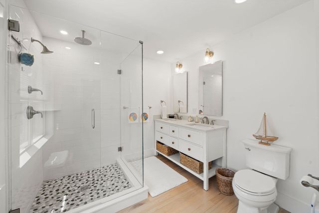 1014 Route 6a, Yarmouth, MA 02675