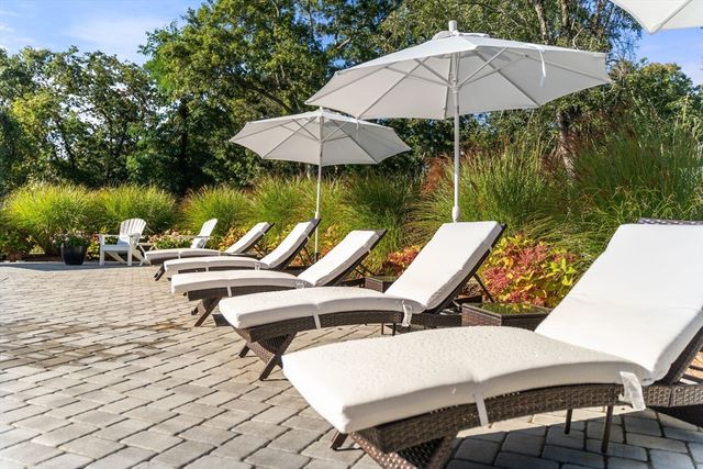 1014 Route 6a, Yarmouth, MA 02675