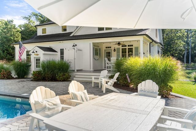 1014 Route 6a, Yarmouth, MA 02675