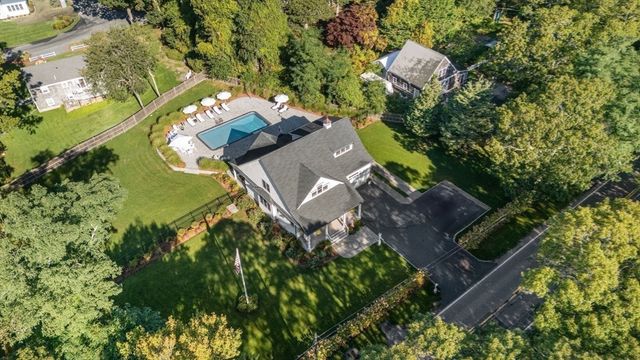 1014 Route 6a, Yarmouth, MA 02675