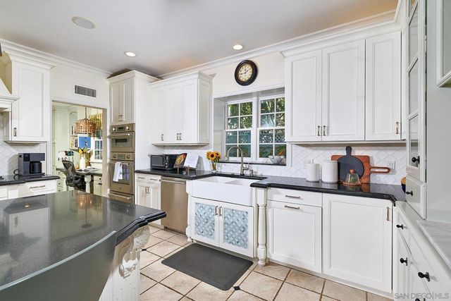 10154 Pinecastle St, San Diego, CA 92131