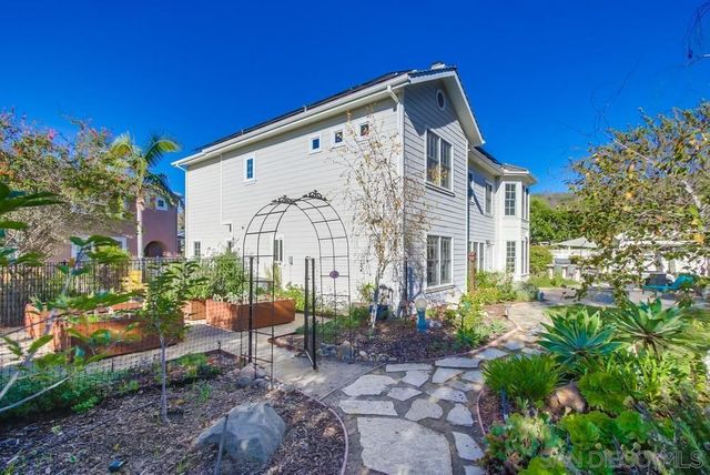 10154 Pinecastle St, San Diego, CA 92131