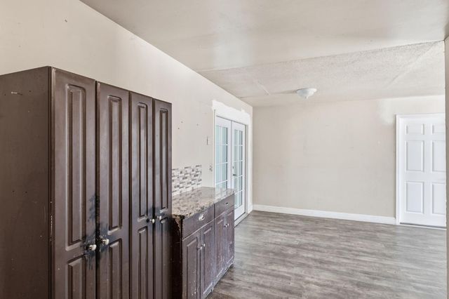 27341 Parkwood Avenue, Madera, CA 93637