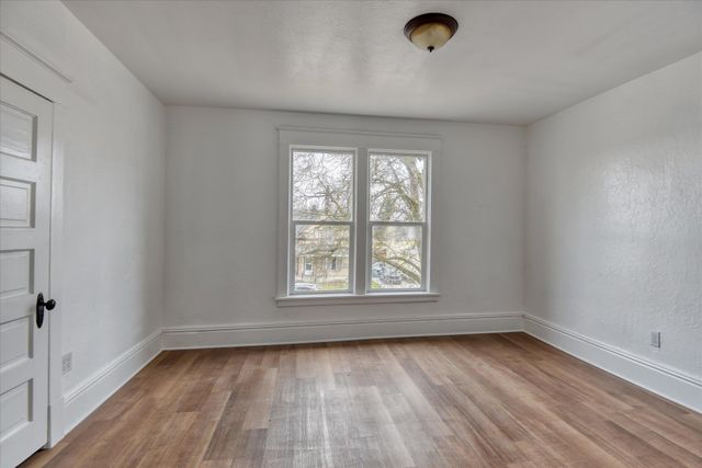 1812 W Nora Ave, Spokane, WA 99205