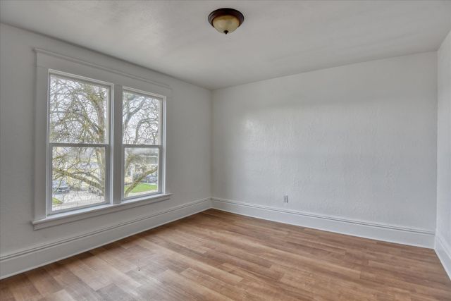 1812 W Nora Ave, Spokane, WA 99205